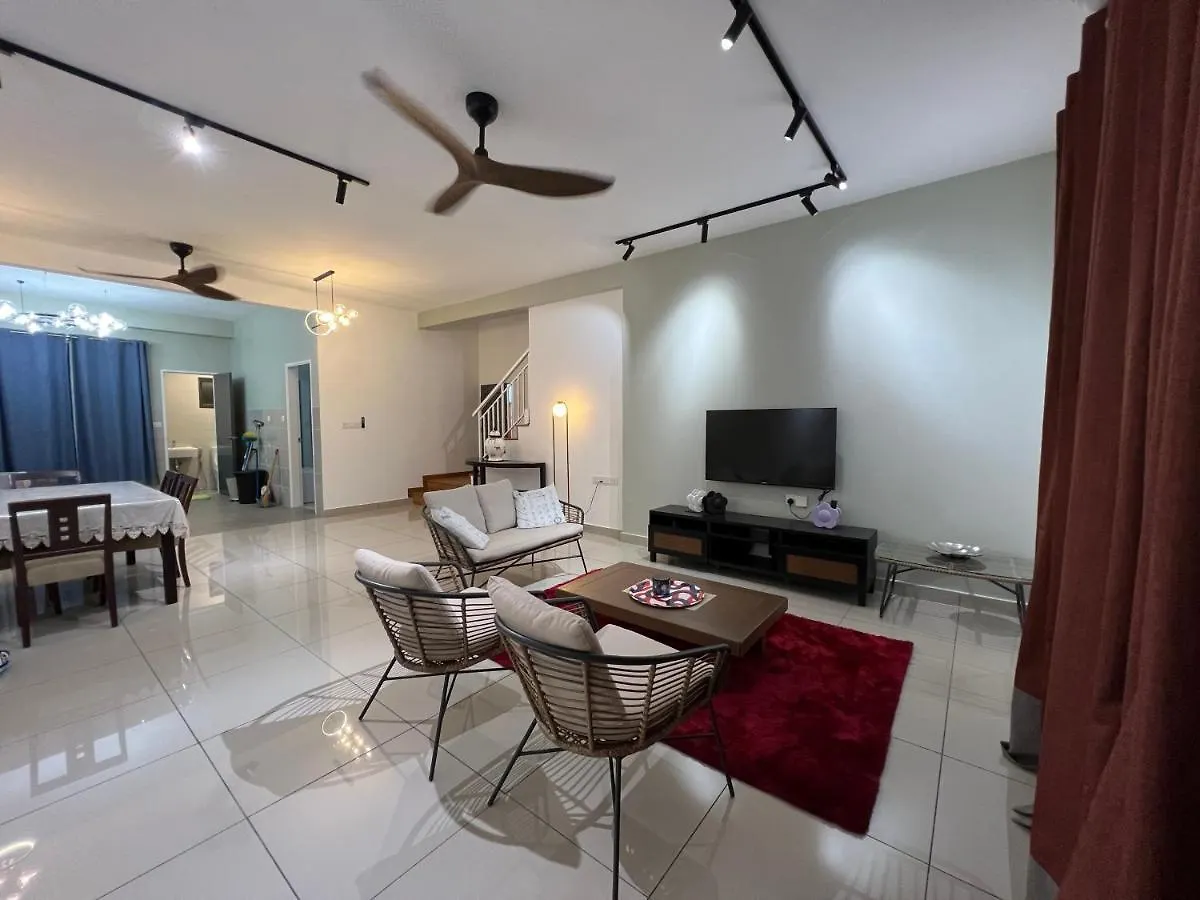 Ayden Modern Homestay Klia Sepang