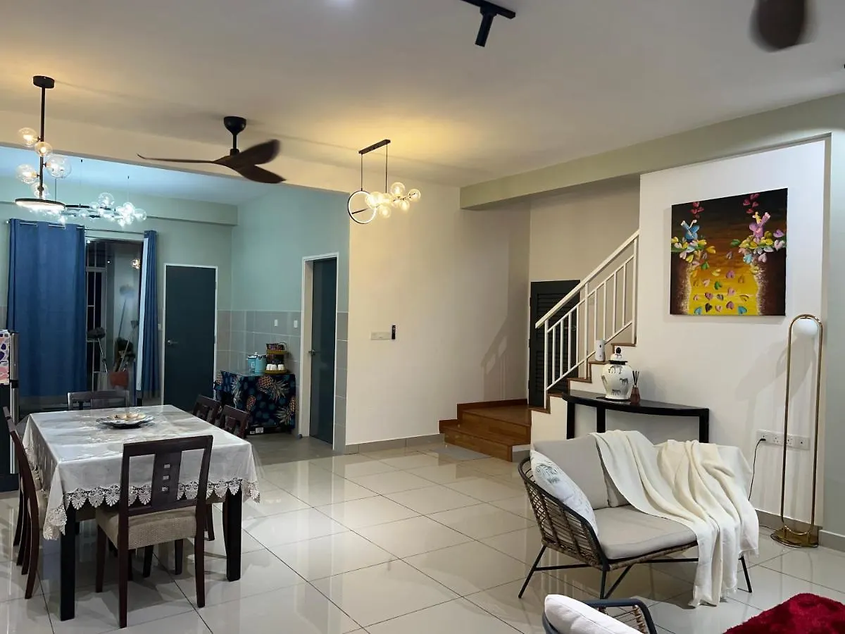 Semesterbostad Ayden Modern Homestay Klia Sepang